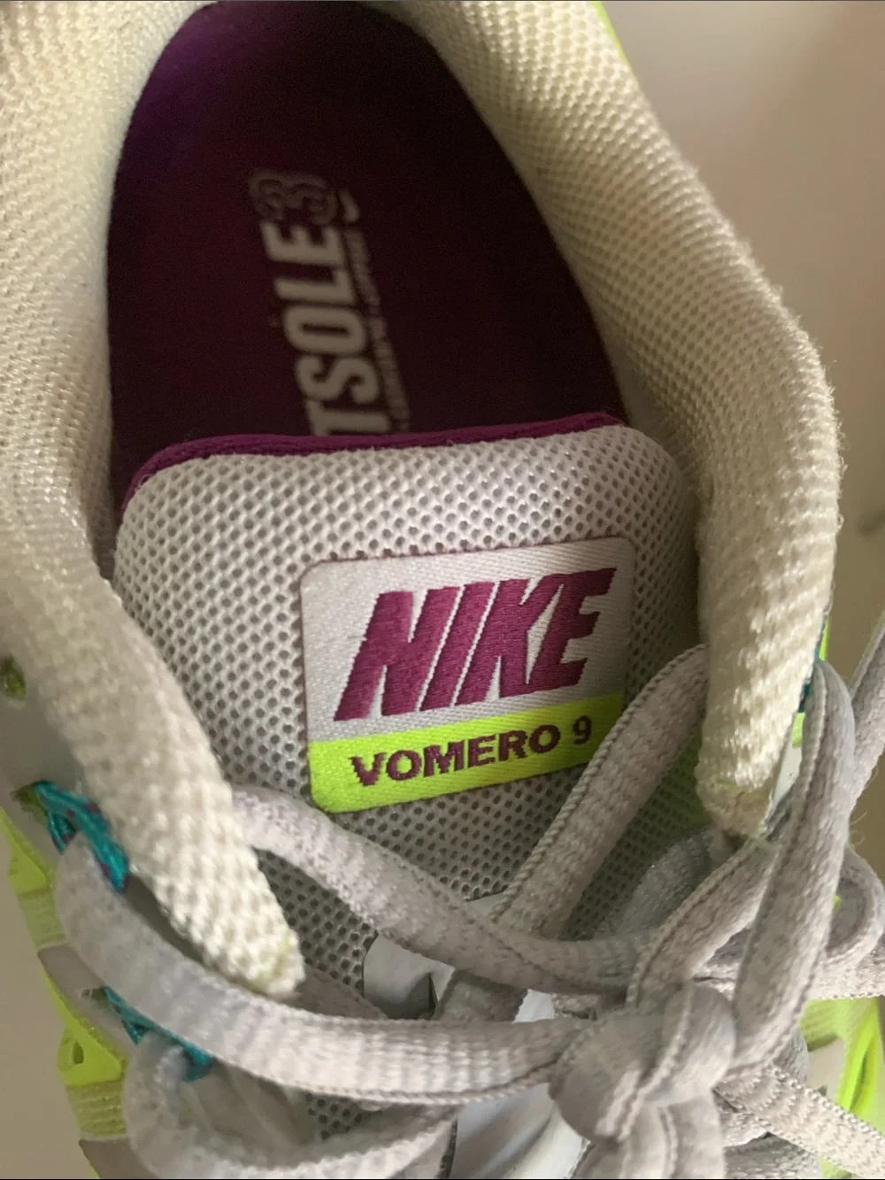 Nike lightweight women’s